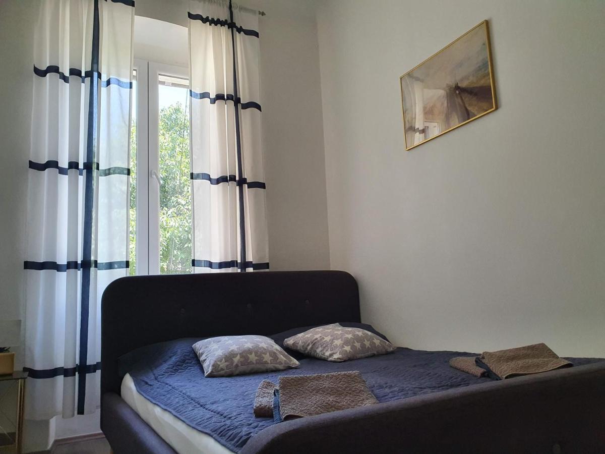 Apartment Tina พูลา ภายนอก รูปภาพ