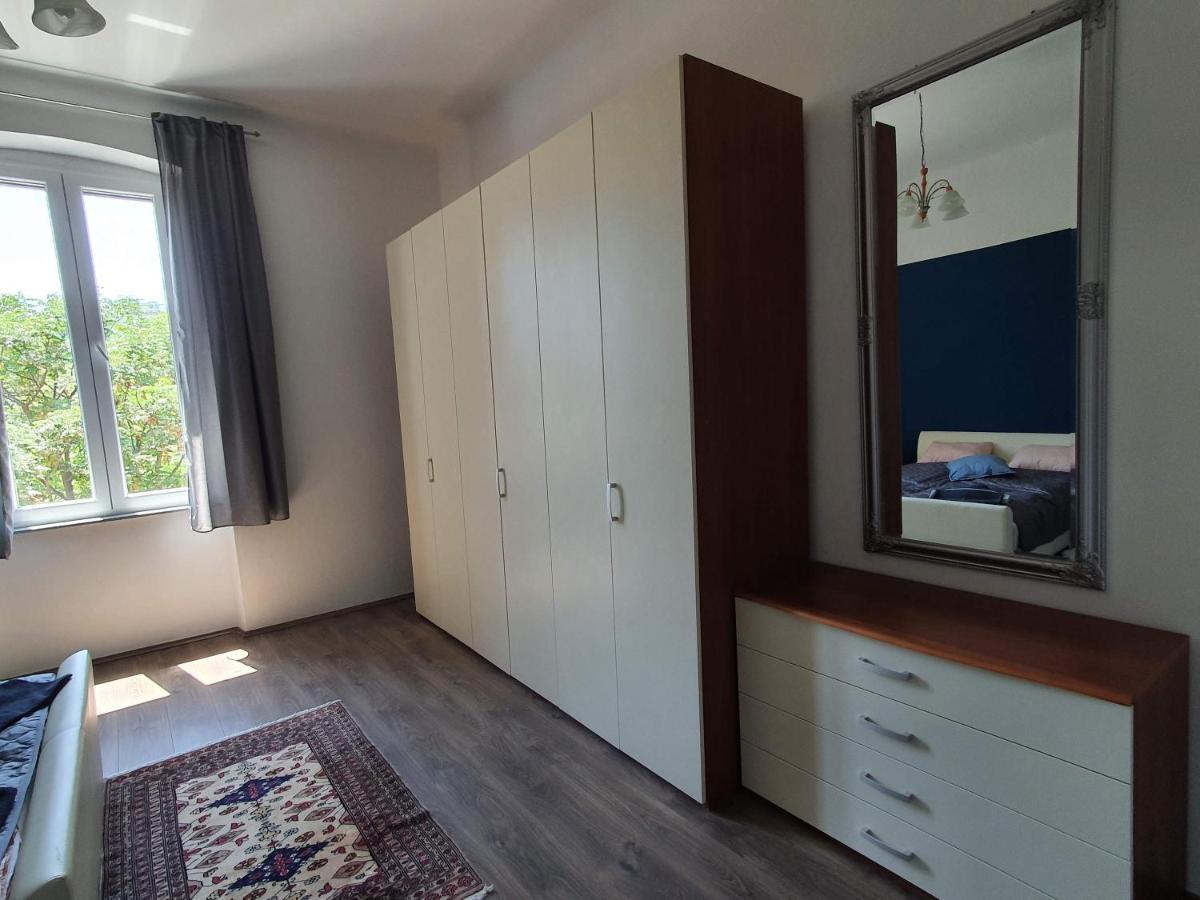 Apartment Tina พูลา ภายนอก รูปภาพ