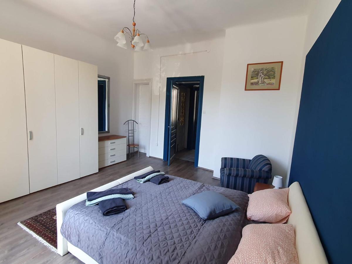 Apartment Tina พูลา ภายนอก รูปภาพ